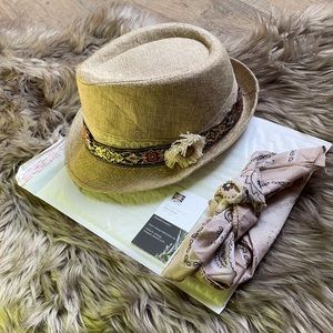 Woman’s fedora hat